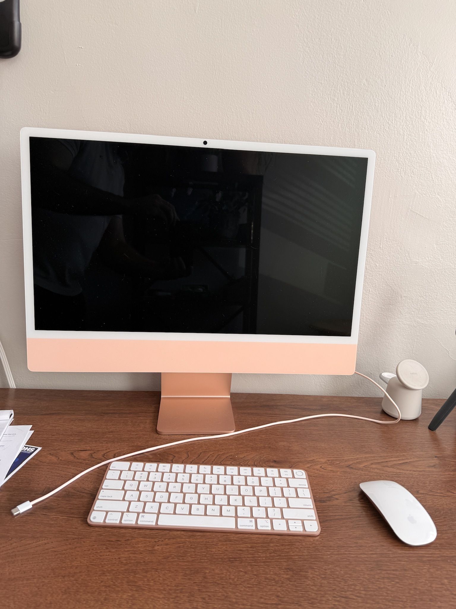 Apple - iMac 24-inch M4 chip - 10 Core CPU - 10 Core GPU - 16GB Memory - 256GB SSD - Orange