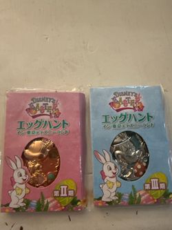 Tokyo Disneyland 2014 Disney Easter Egg Hunt Medal Charm Minnie Mickey Japan SEALED