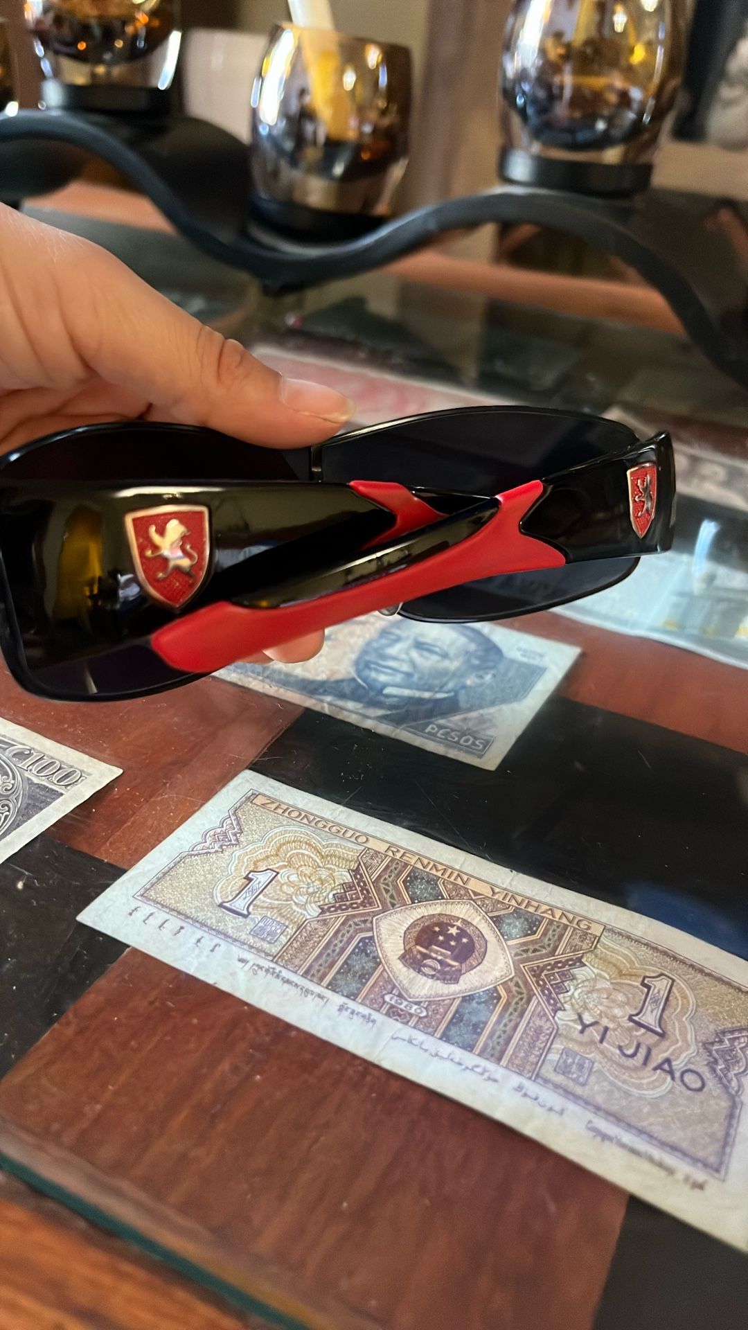 Vintage Ferrari Men’s sunglasses
