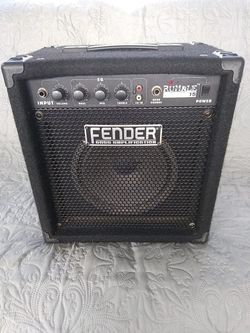 Fender Rumble 15 Electric Amplifier!!