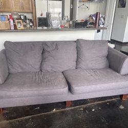 Free Couch 