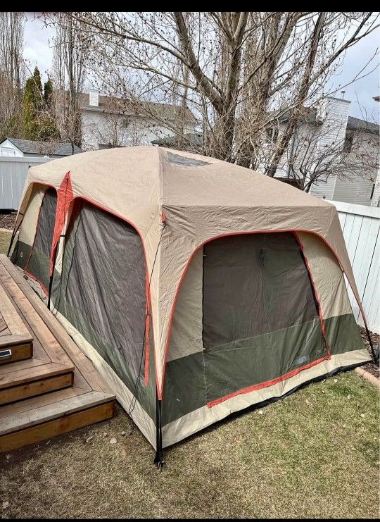 Quest 20x10 4 Room Cabin Tent