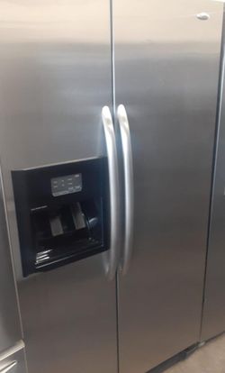 Whirlpool Side-by-Side Stainless Steel Refrigerator Fridge

