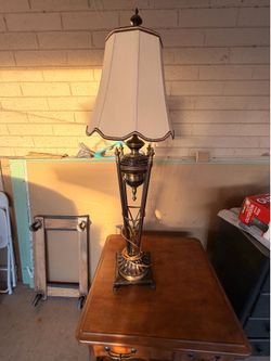 Vintage-Style Tall Table Lamp – 3ft 9in – Classic Ornate Design