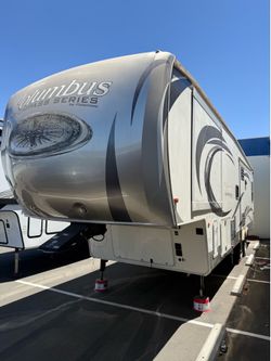 2017 Palomino Columbus Compass 320RSC
