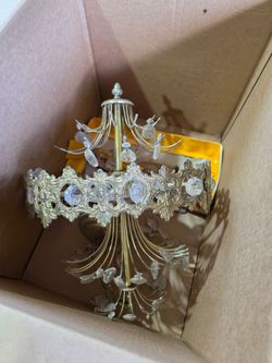 Vintage hollywood regeny chandelier
