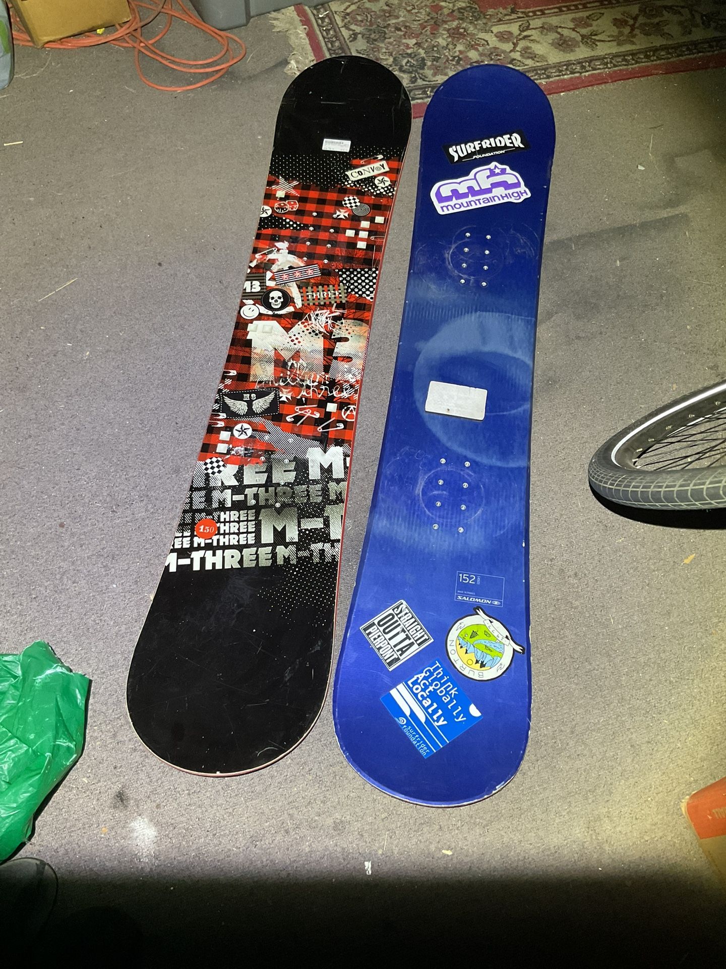 152cm Salomon and 159cm Morrow snowboard decks
