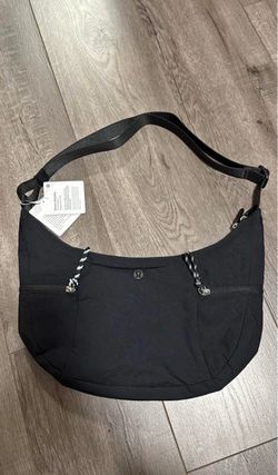 Lululemon Black Slouchy Sling Bag O/S
