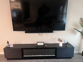 Tv console