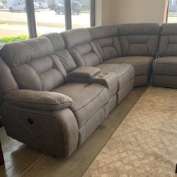Brand New Power Sectional Sofa Black Friday SALEππ