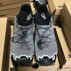 Salomon Hiking Running Shoes