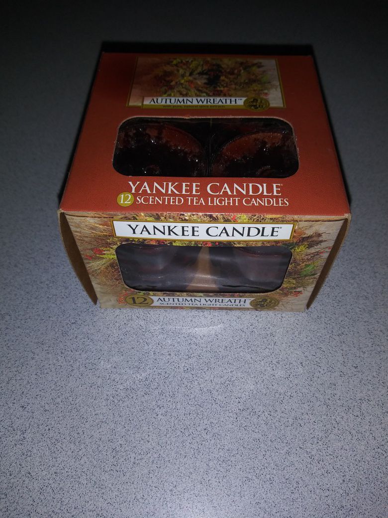 12 AUTUMN WREATH SCENTED TEA LIGHT CANDLES FROM YANKEE CANDLE NEW IN BOX