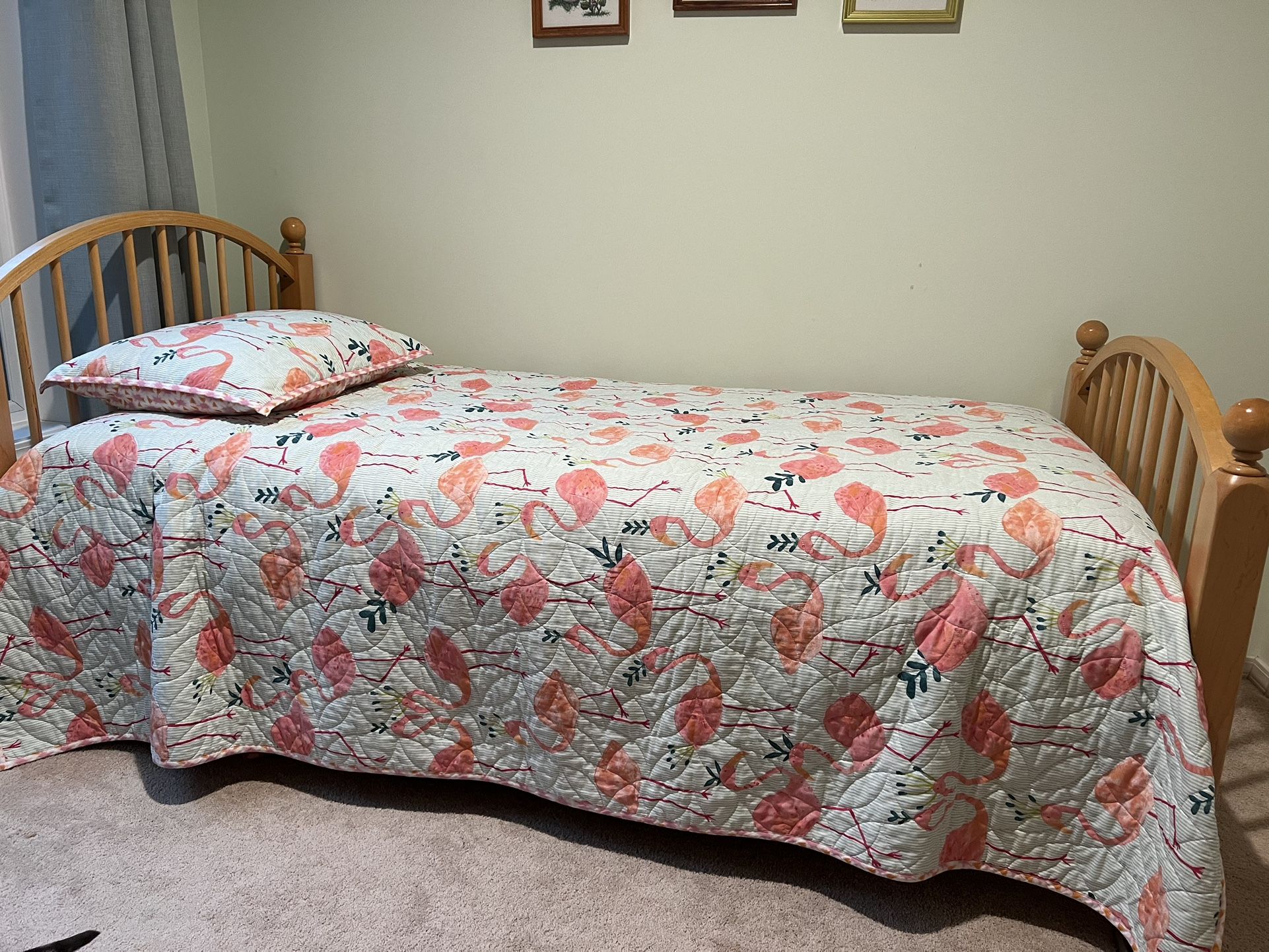 Single/Twin Bed - Solid Wood