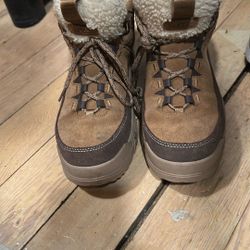 Ugg TerreTrail Cozy Lace  