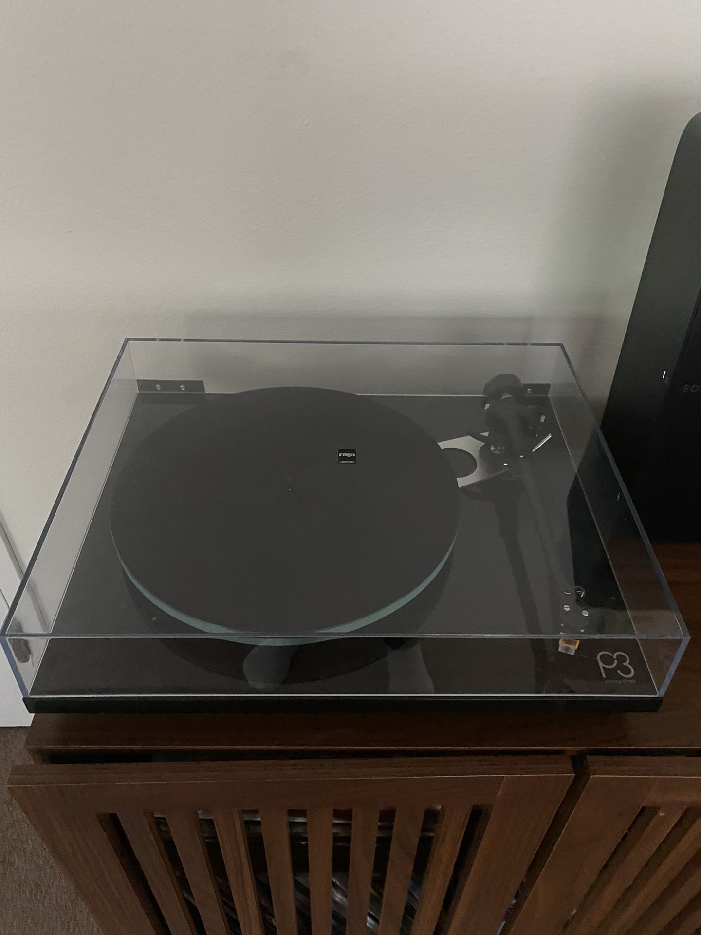 Rega Planar 3, Cambridge Audio Amplifier Evo 150 Vinyls For Sale