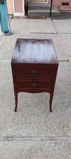 Vintage End Table 