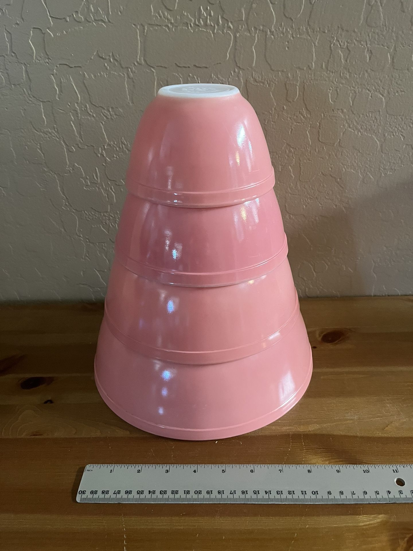 Pyrex Pink Nesting Bowls Set Of 4