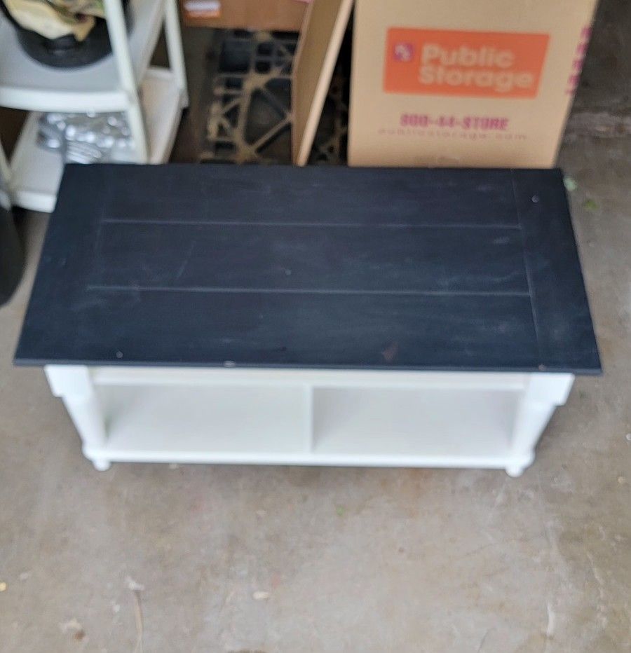 Coffee Table/Kids Table