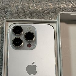 iPhone 14 PRO UNLOCKED 