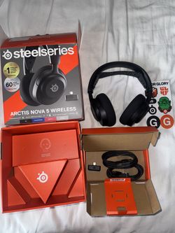 Steelseries Arctis Nova Wireless