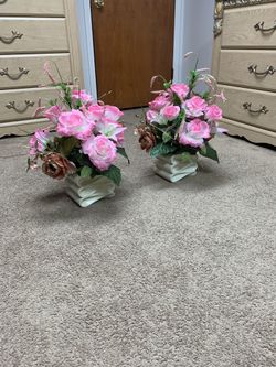 Nightstand Decorations 