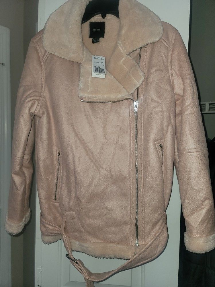 Brand NEW Forever 21 Cloth Jacket