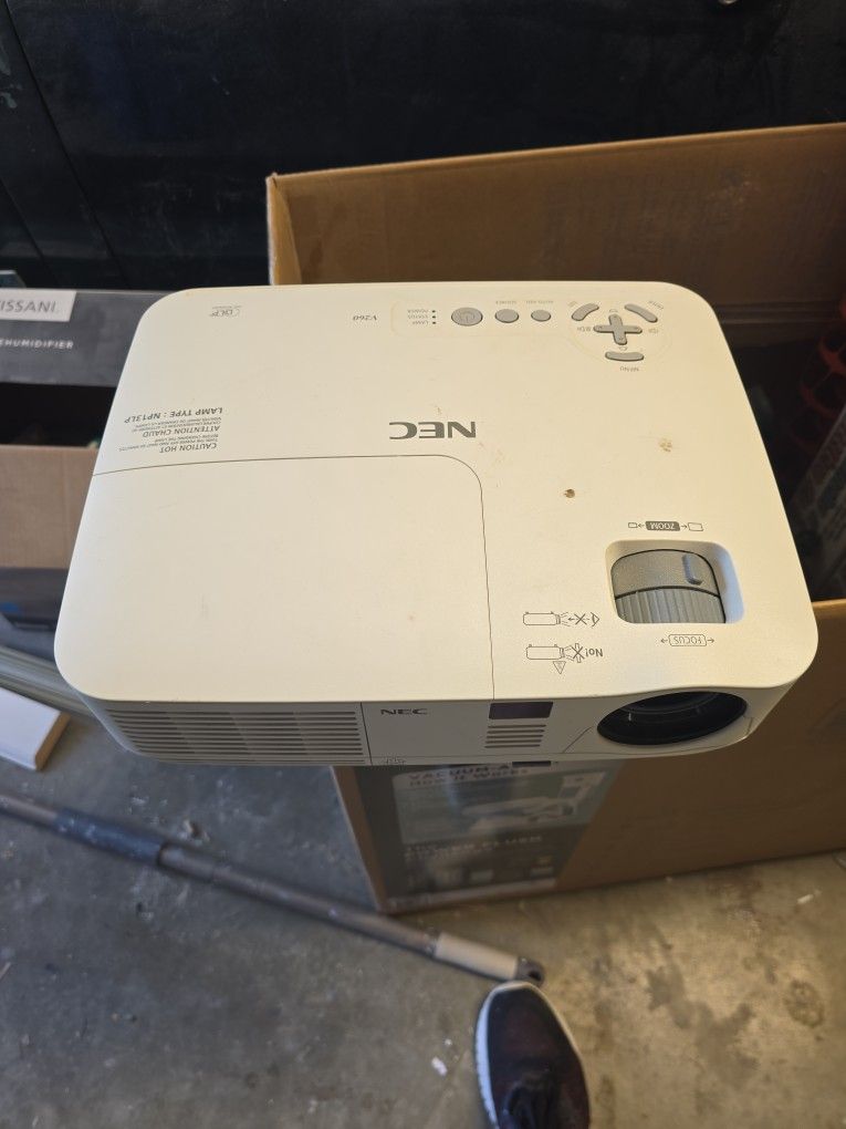 NEC NVP V260 PROJECTOR