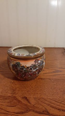 Vintage Asian Plater3.5" Tall Marked on the bottom