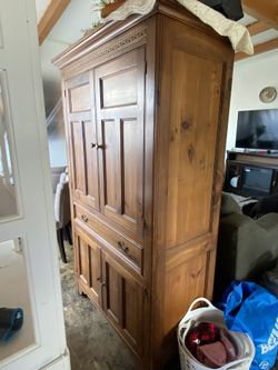 Cabinet / Amora