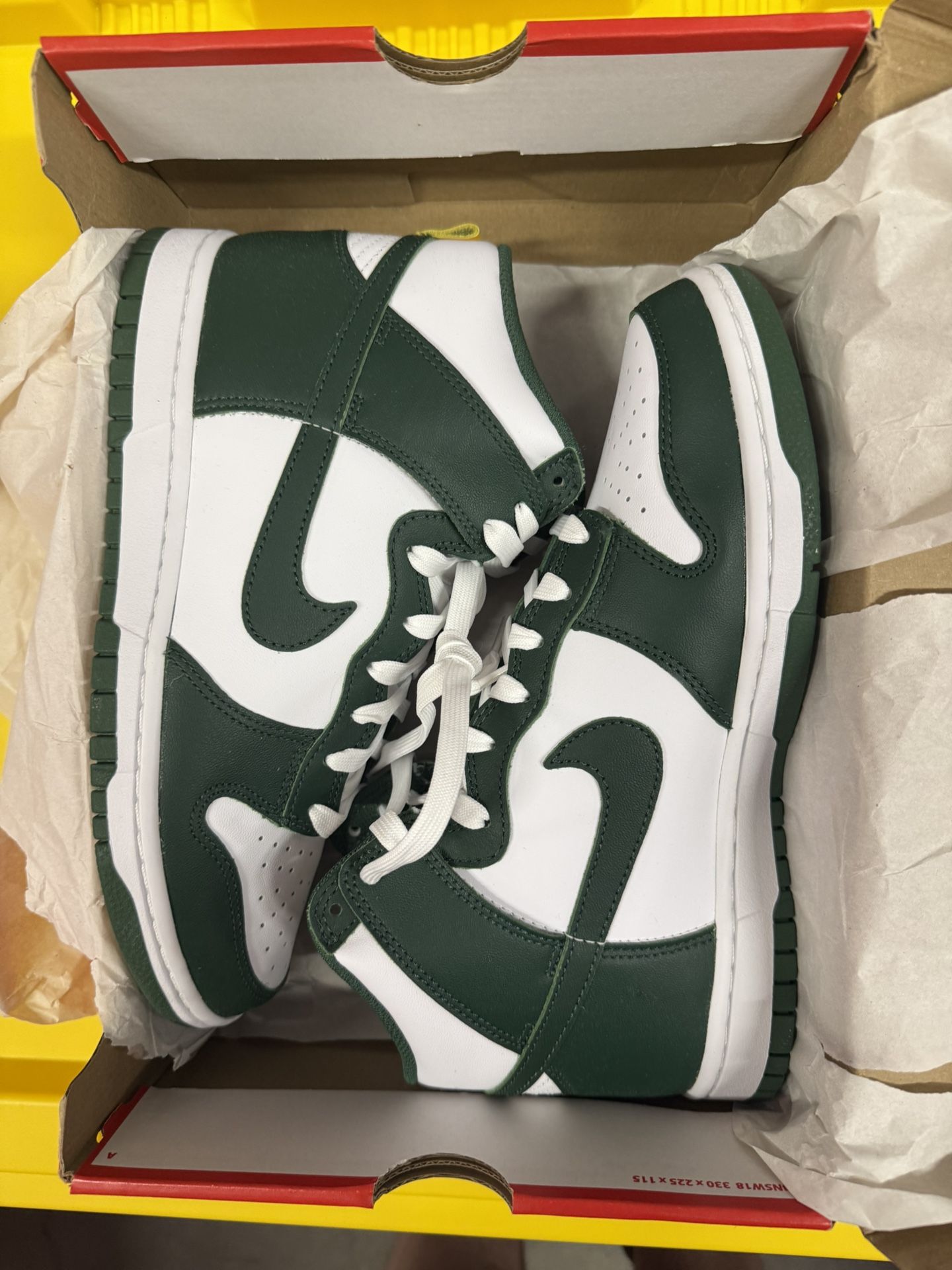 Nike Dunk High Australia Size 8