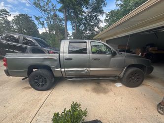 2006 Dodge Dakota