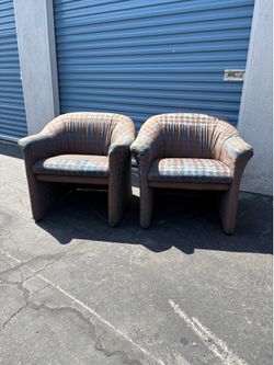 Vintage waiting office chairs good quality