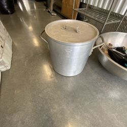 Big Stainles Steel Pot