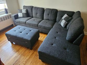 Free local delivery right arm facing chaise sectional storage ottoman and pillows