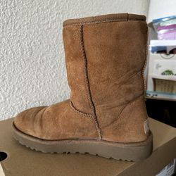 UGG Classic Short Boot- Size 7 Women