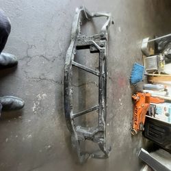 2014-2022 Range Rover Sport Radiator Support