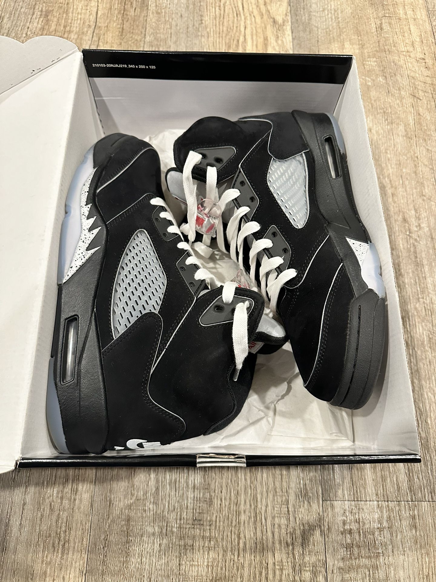 Reimagined Metallic Jordan 5