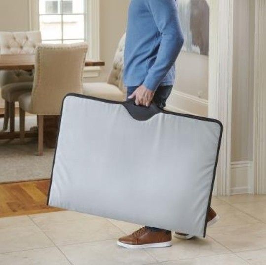Hammacher Schlemmer Stowaway Puzzle Board Caddy