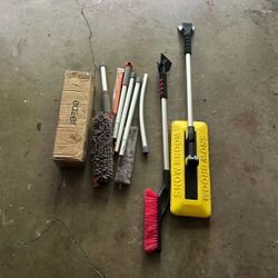 Car window cleaning tools