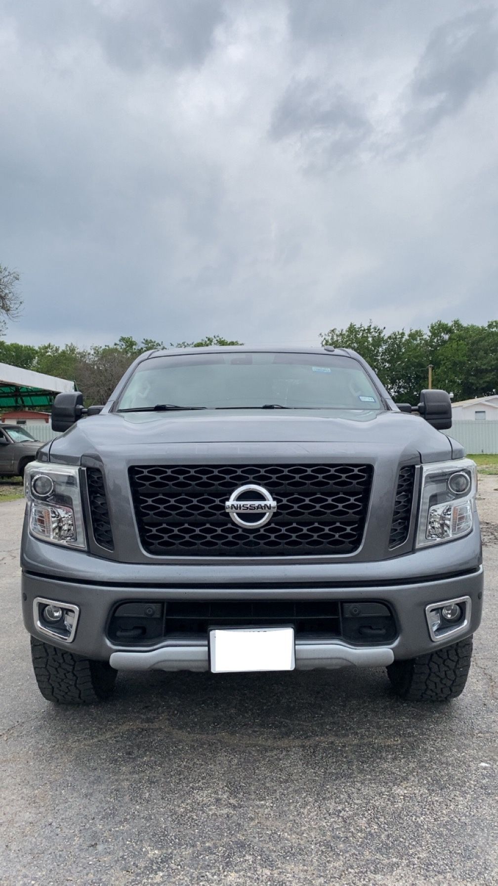 2017 Nissan Titan