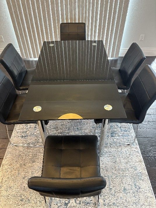 7PC Dinning Set : Glass Top Dinning Table With 6 Dinning Chair