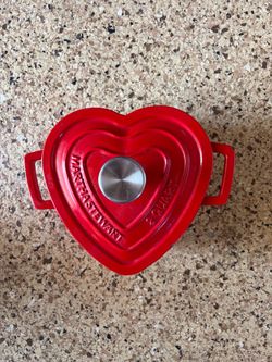 Martha Stewart Red Cast Iron Heart 2 Qt Dutch Oven
