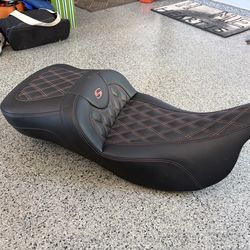 Saddleman Road Sofa, Touring seat, red stitching