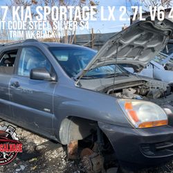 2007 Kia Sportage LX 2.7L V6 4X4 Partout parts only