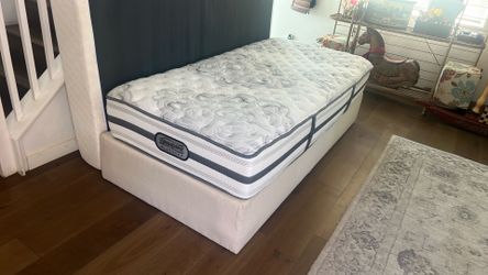 Twin size mattress