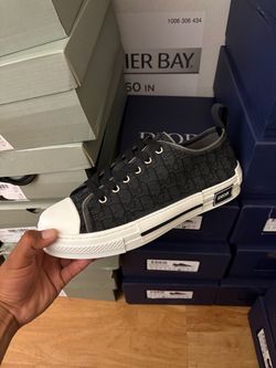 Dior shoes