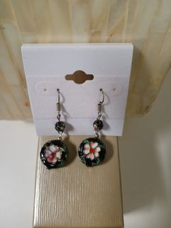 Enamel Flower Black Earrings 