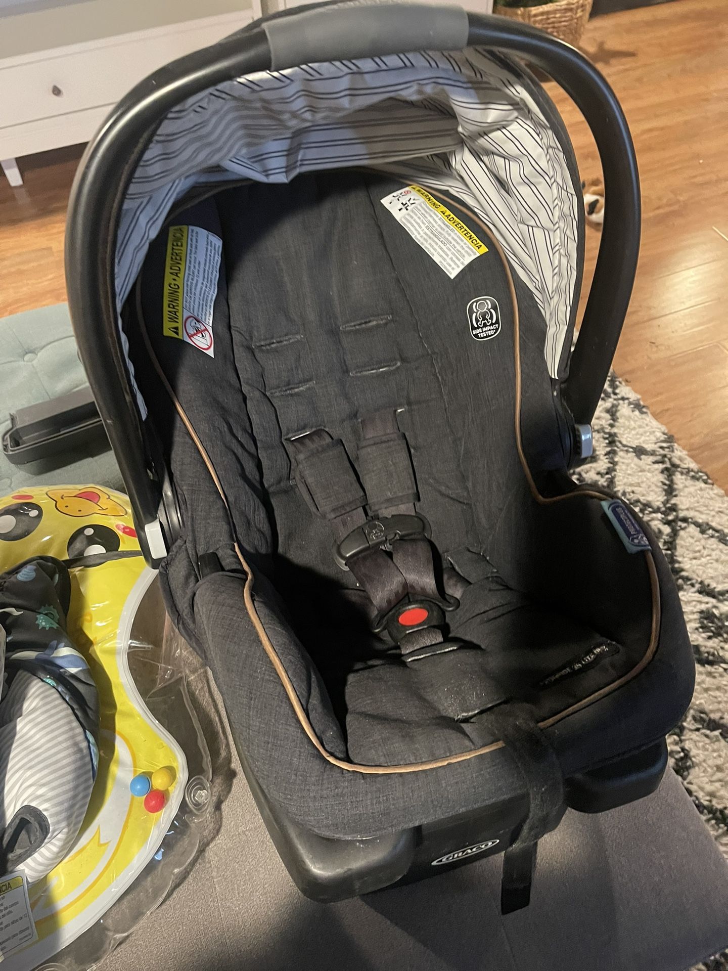 Graco Infant Car Seat