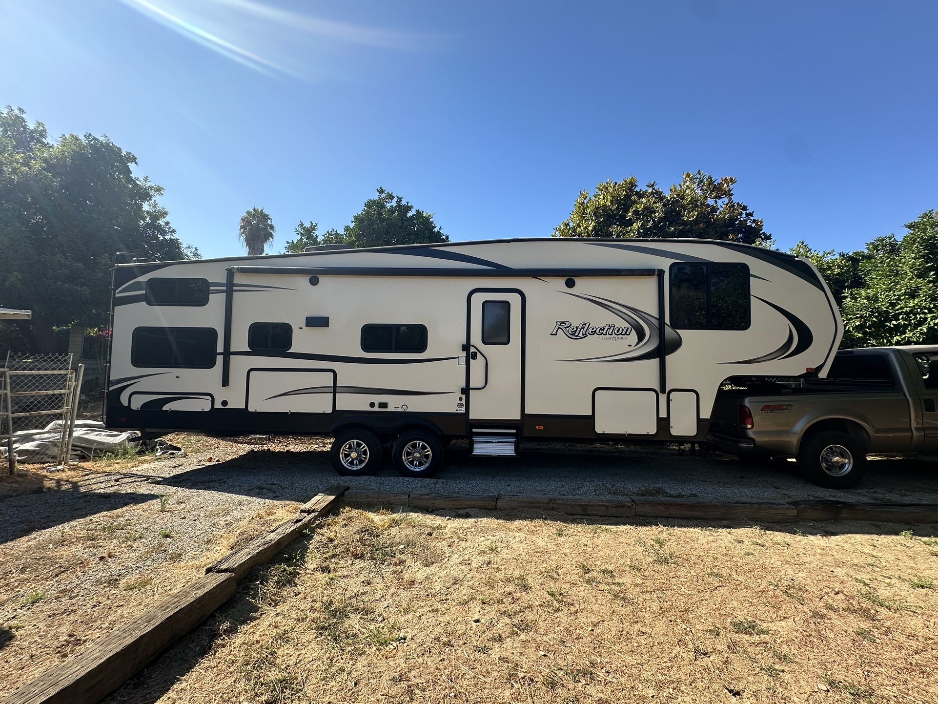 2019 Grand Design Reflection 290BH