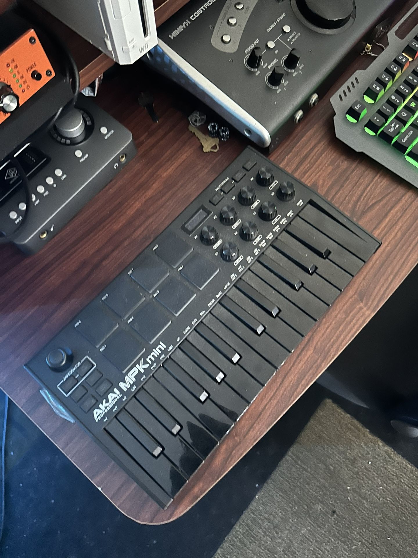 Akai MPK mini